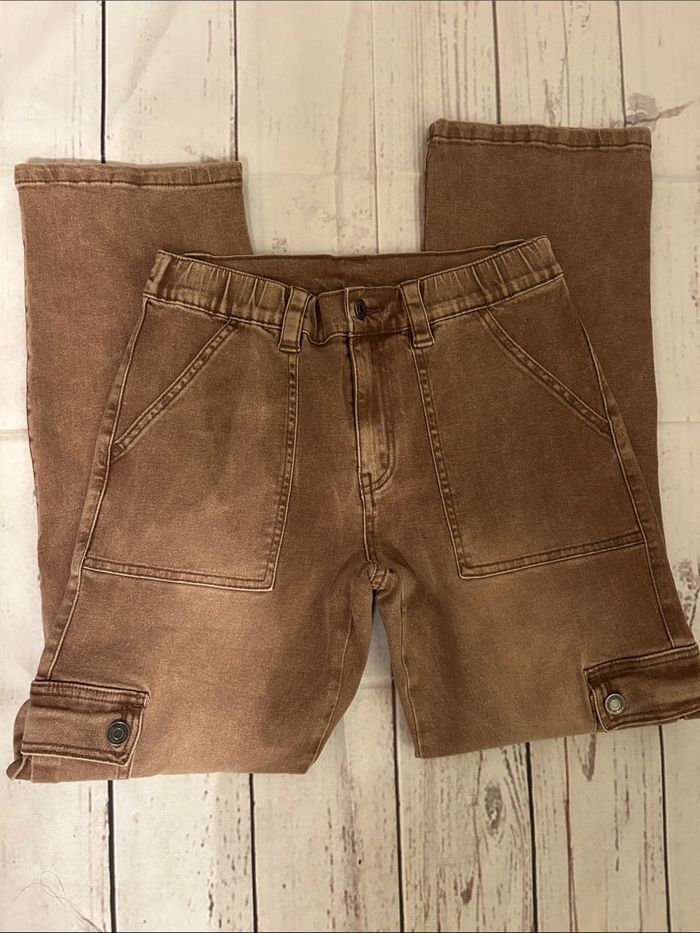 Woman’s  Brown Canvas Pants